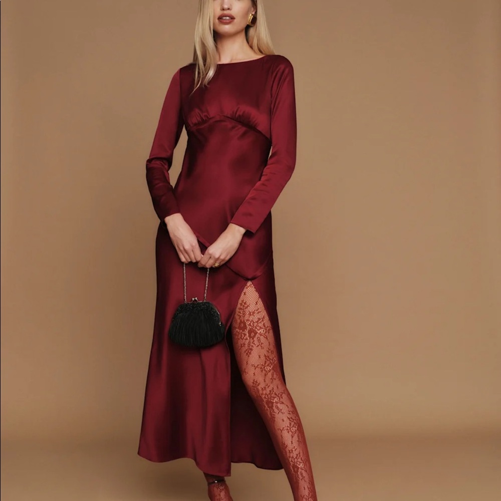Reformation Satin red dress size small sold out online